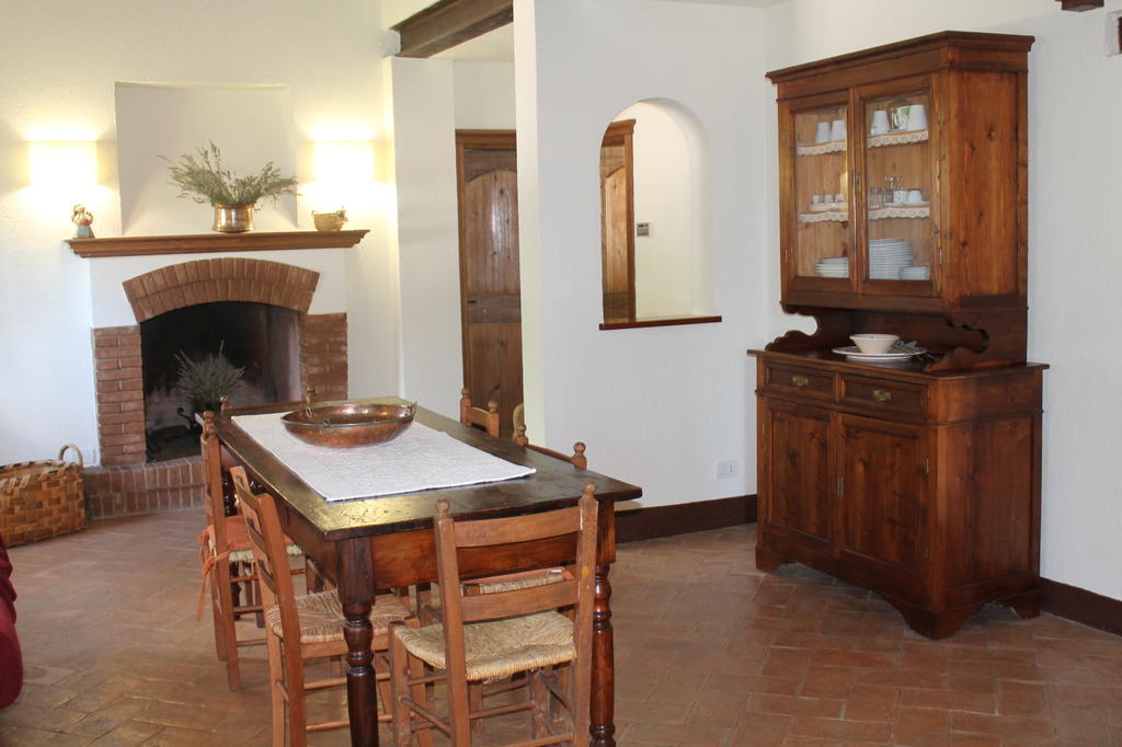 Agriturismo Poggio Della Rosa Amelia Camera foto